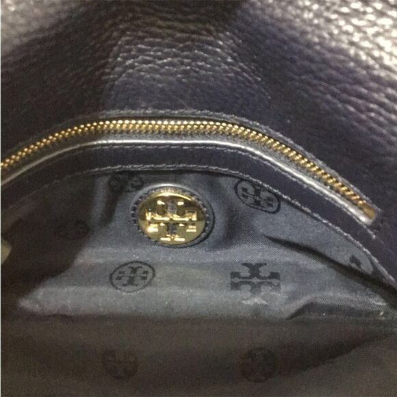 Tory Burch Blue Britten Pebble Leather Crossbody/Clutch Bag - Picture 2 of 13